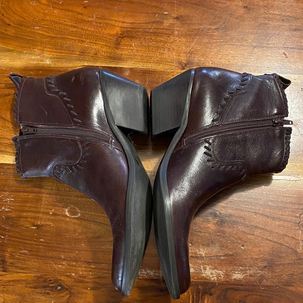 Giani Bini Dark Brown Heeled Boots - Picture 3 of 9